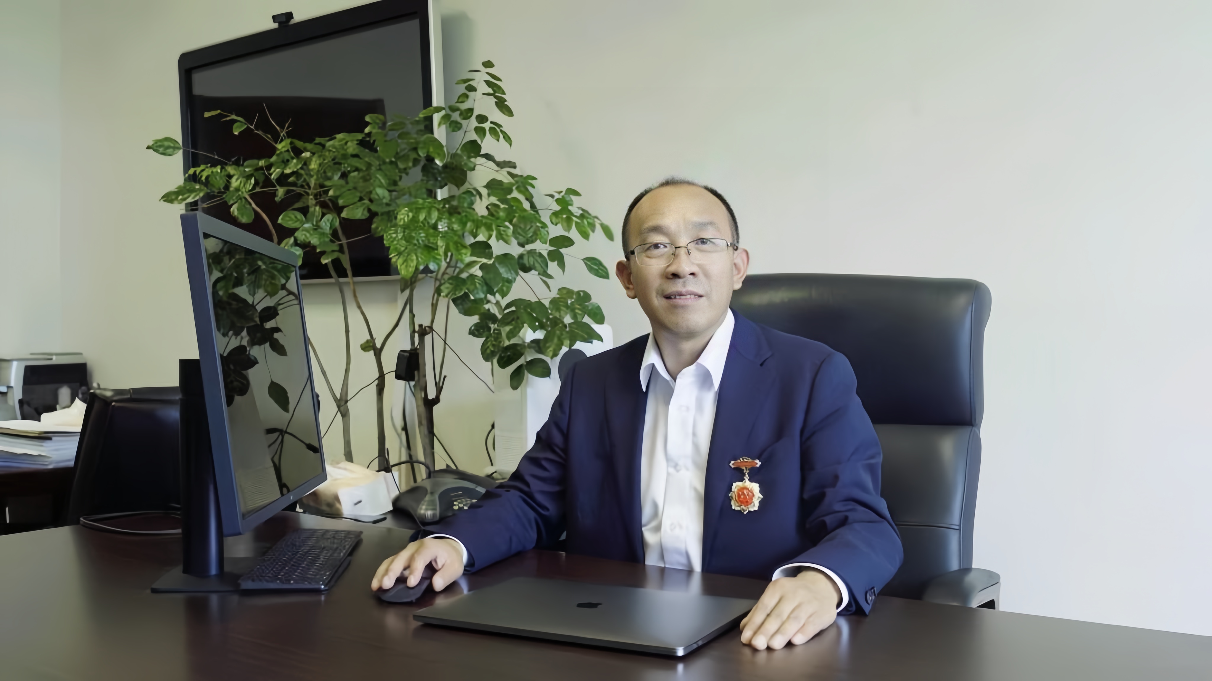 乐动官方网站创新论坛第一千四百八十五讲：金属-有机限域结构可控组装与拟酶催化