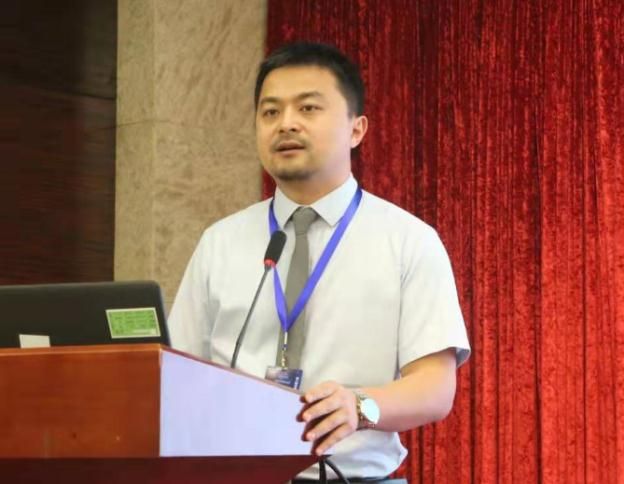 乐动官方网站创新论坛第九百二十五讲：燃烧催化剂的作用机制及碳纳米含能催化剂的独特效应